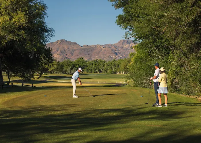 Golf & 3*
